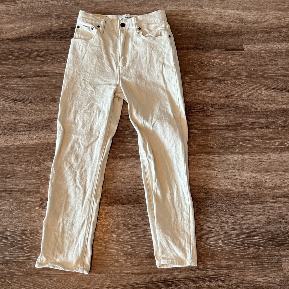 Women’s ankle straight jeans